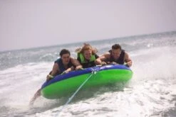 Jobe Tornado Funtube - 3 Persoons -Winkel Voor Watersportartikelen 230320007 actionshot 2 big resultaat