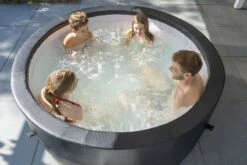 EXIT TOYS EXIT Leather Premium Opbouw Spa - 4-6 Persoons -Winkel Voor Watersportartikelen exit leather premium 6 opblaasbare spa sfeer tuin 3